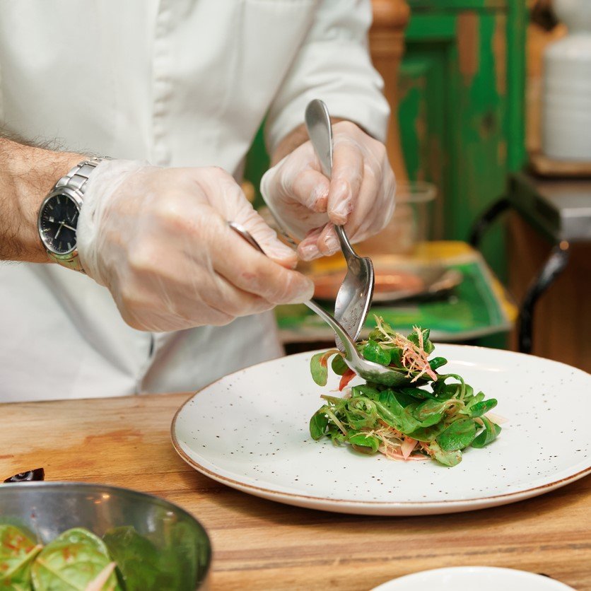 Sensator Clear Vinyl Powder-Free Disposable Gloves - Image 3